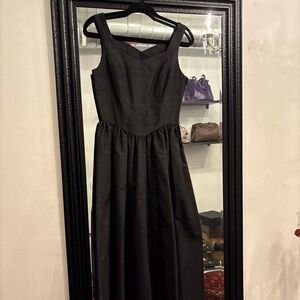 Laura Ashley Black V-Neck Sleeveless Midi Dress